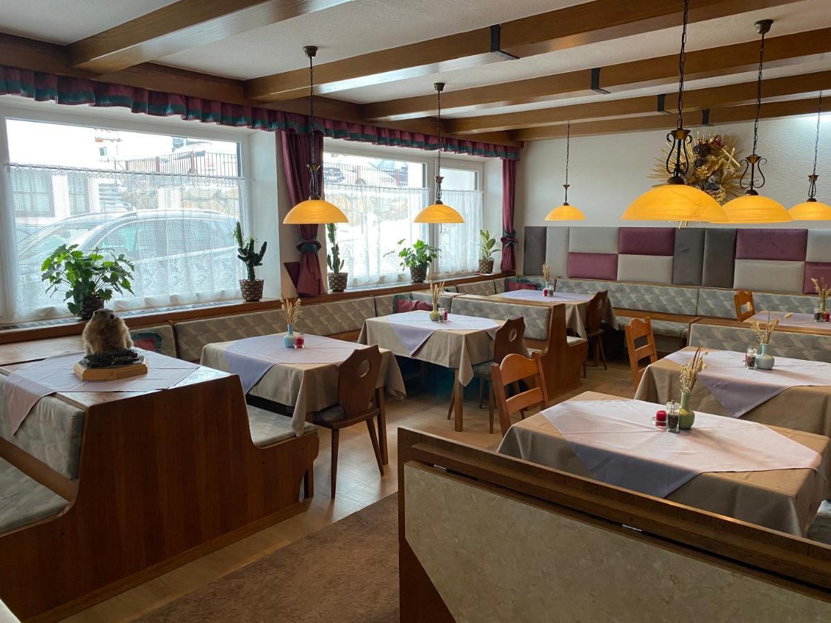 Gaestehaus -Pension Edelweiss フェント エクステリア 写真
