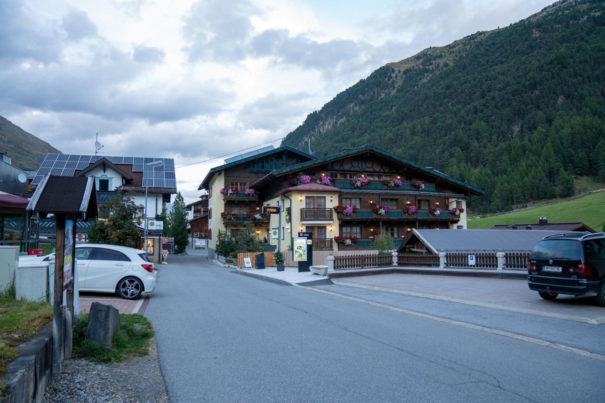 Gaestehaus -Pension Edelweiss フェント エクステリア 写真