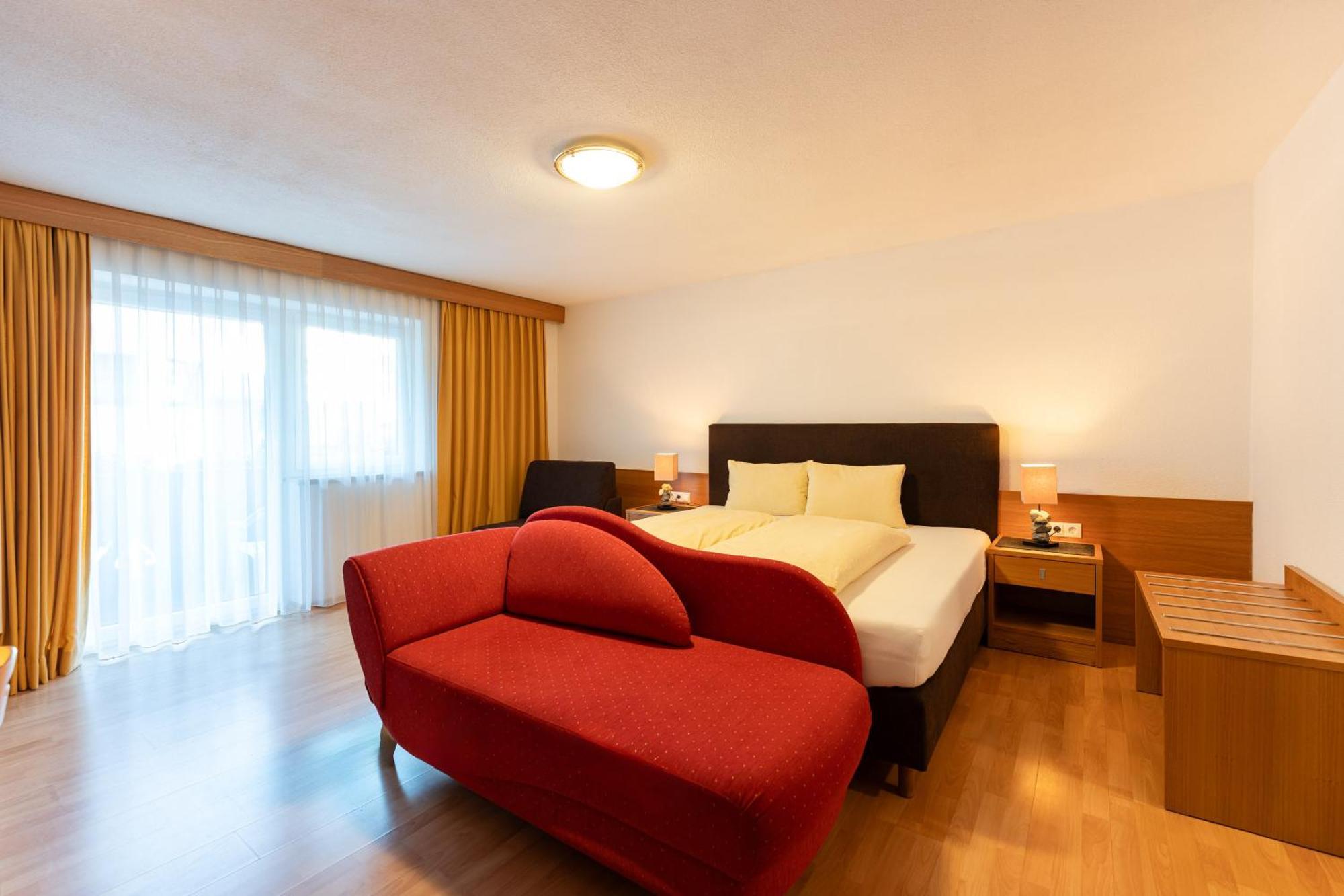 Gaestehaus -Pension Edelweiss フェント エクステリア 写真